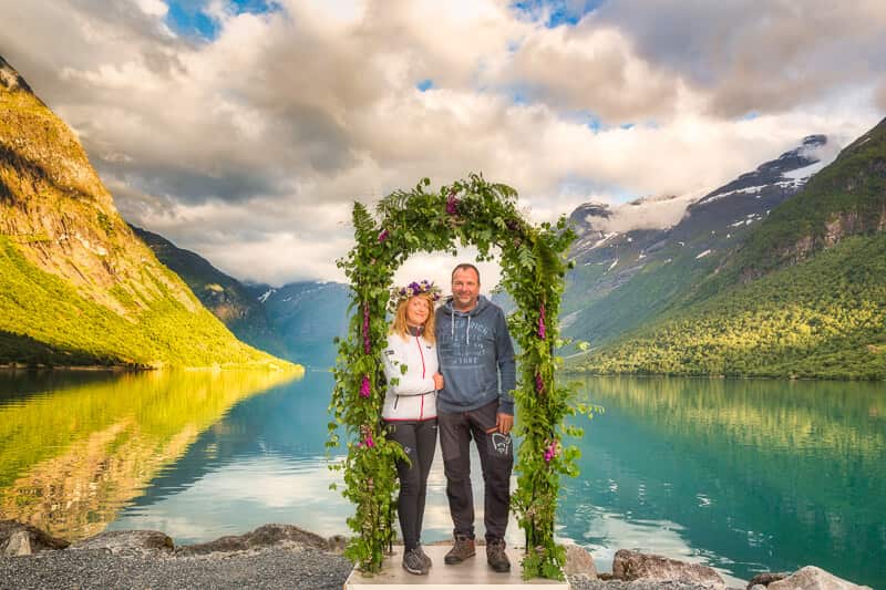 Mittsommernacht am mythisch schönen Lovatnet in Norwegen - Skandinavien 